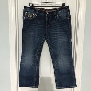 Plus size jean capris